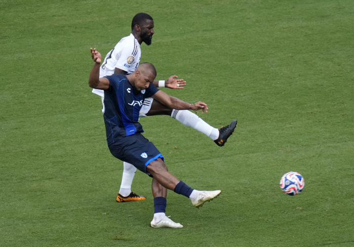 Players openly mocked → Throwing water bottles to referees  cursing eventually returned to karma, likely to be released without renewing contract despite injury fighting spirit