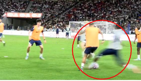 Shocking crazy tackle on a colleague! Tottenham, have you forgotten your injury nightmare…Asia Tour Injury Warning