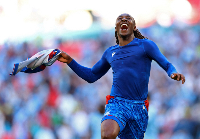 A stormy recruit, Arsenal! Was it too much to buy out 125 billion MF...Stick to Crystal Palace's no-transfer policy