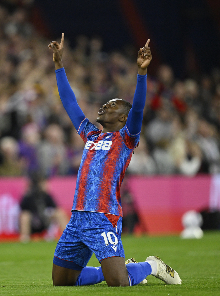 A stormy recruit, Arsenal! Was it too much to buy out 125 billion MF...Stick to Crystal Palace's no-transfer policy
