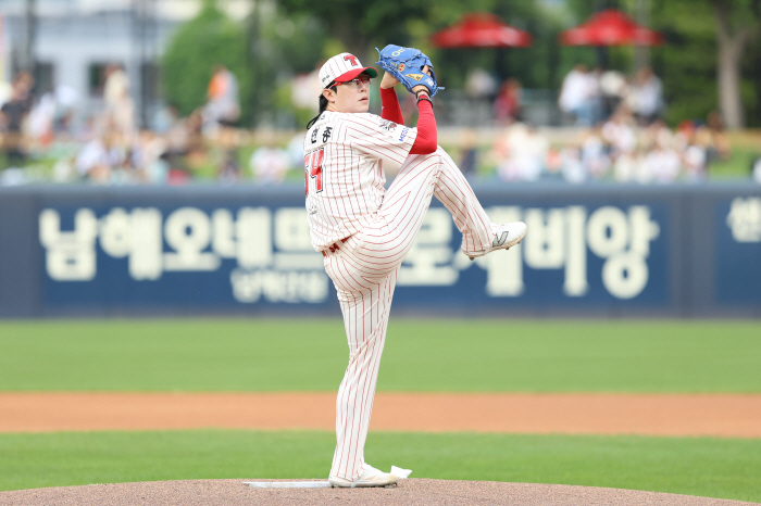 Yang Hyun-jong, KBO's No. 2 record gold tower! → I can see Song Jinwoo, who's in first place all time