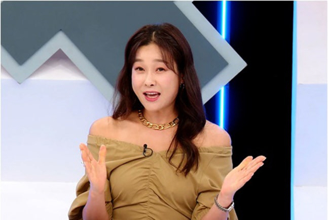 After binge eating, 'Chak Chak'...Hyun Young Unveils Diet Recovery Routine After Cheating Day (Perfect Life)