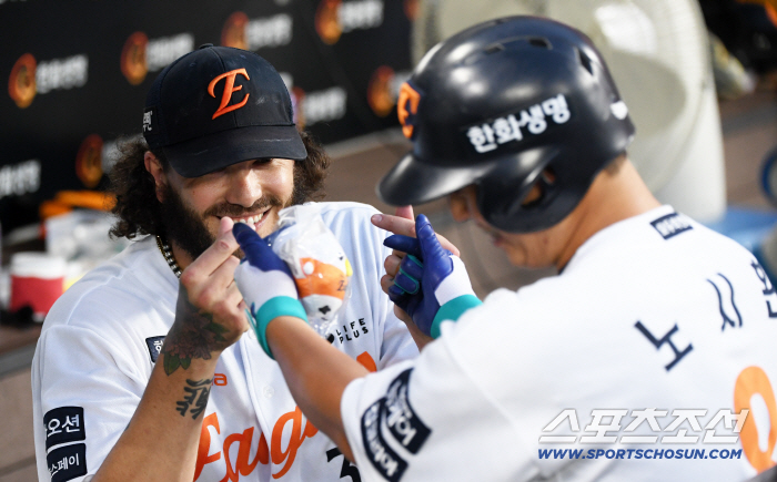 Did LG Lotte win? Check every day…It's thrilling to complete the record by turning over the monster wall
