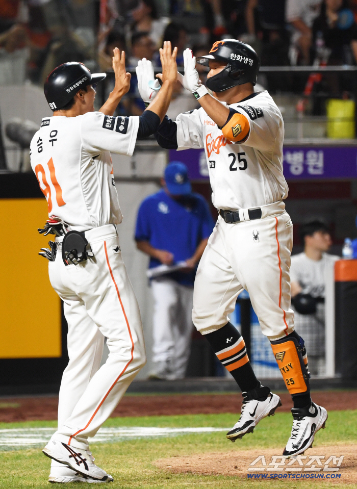 Do something to make a breakthrough... The night-time special hit that overcame vagueness, the leadoff for the opening game, is back