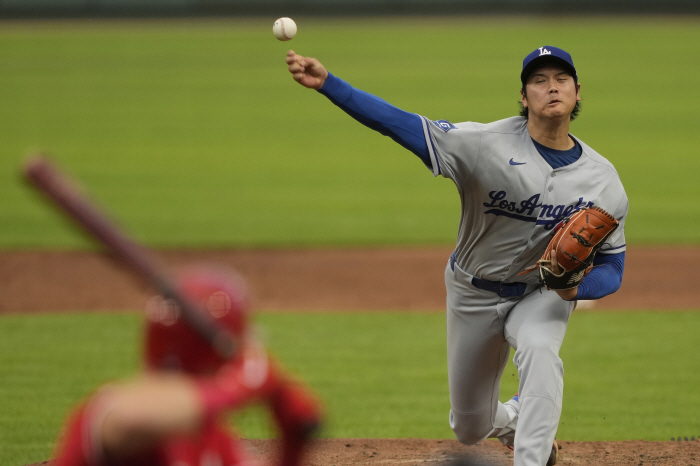 Dodgers, emergency! Ohtani Is Weird In his seventh appearance, he suddenly has six consecutive balls → emergency steel plate. Is it a sign of injury