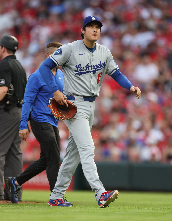 I felt pain and dehydration from the first inning of the direct explanation of Ohtani's injured steel plate...I won't retreat