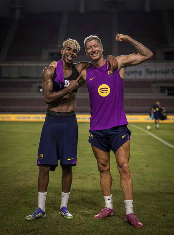 There's no show Special talent Ramin Yamal will start against FC Seoul...Manchester United teammate Lingard Rashford reunites