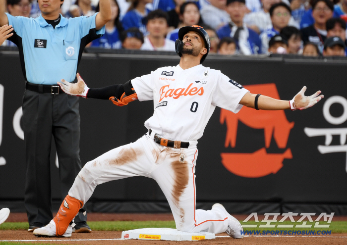  Cheer for RBI triple Liberato