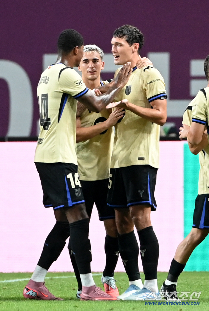  Christensen celebrates Rashford