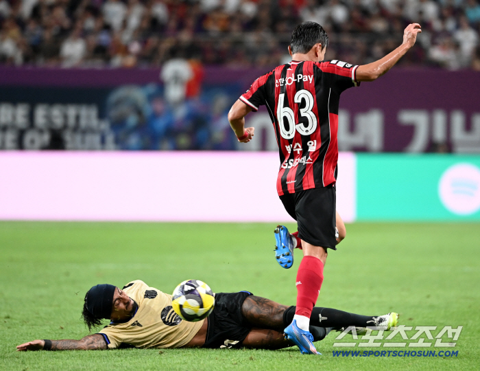  Hafeeña, tackle that only clears the ball!