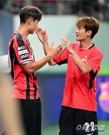  Say hello to Kim Joo Sung and Kim Jin Soo