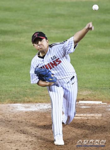  Song Seung-ki pitched five scoreless innings