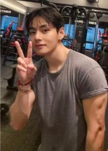 BTS V Shows Off Bulking Progress in Gym Selfie