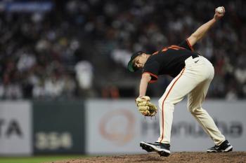 SF, which sold off a special submarine, threw a towel cleanly, and Lee Jung-hoo was also hitless and silent for seven consecutive times. 0.248