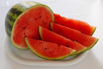 Watermelon Diet Succeeded in Weight Loss...What are the experts' warnings?