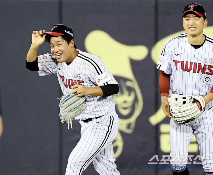 Wow, a 50% hitter? You waited for a second-tier notice? Why…I was sitting in the locker room afterwards