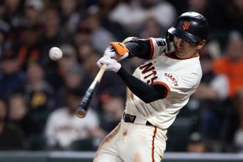You can't roll it or float it, SF Lee Jung-hoo's one grounder  three balls, all caught. No hits in four at-bats, eventually collapsing at 250