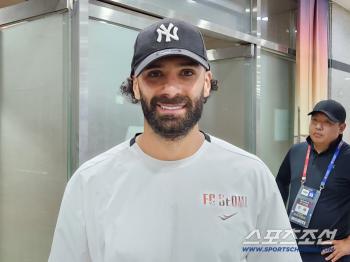 Jordan Monster DF, who played the World Cup alone rather than Yamal, is sad that he didn't score two goals against Barca!