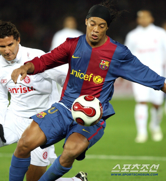 LaPorta Barcelona Chairman La Masia raised a genius and challenged all trophies, including the Champions, in some new seasons of the Warsaw Emblem 