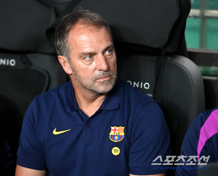 LaPorta Barcelona Chairman La Masia raised a genius and challenged all trophies, including the Champions, in some new seasons of the Warsaw Emblem 