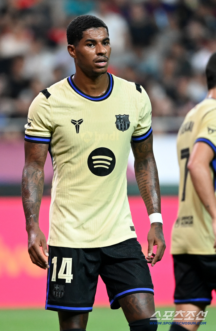  FC Seoul Captain Lingard Barcelona, the best team in the world...Rashford! Long time no see!