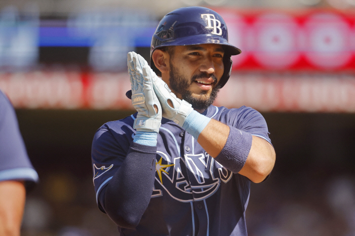 Shock! I don't need expensive medicinal herbs Kim Ha-sung, who was shunned by the Yankees, was a natural conclusion to sign a trade with Caballero