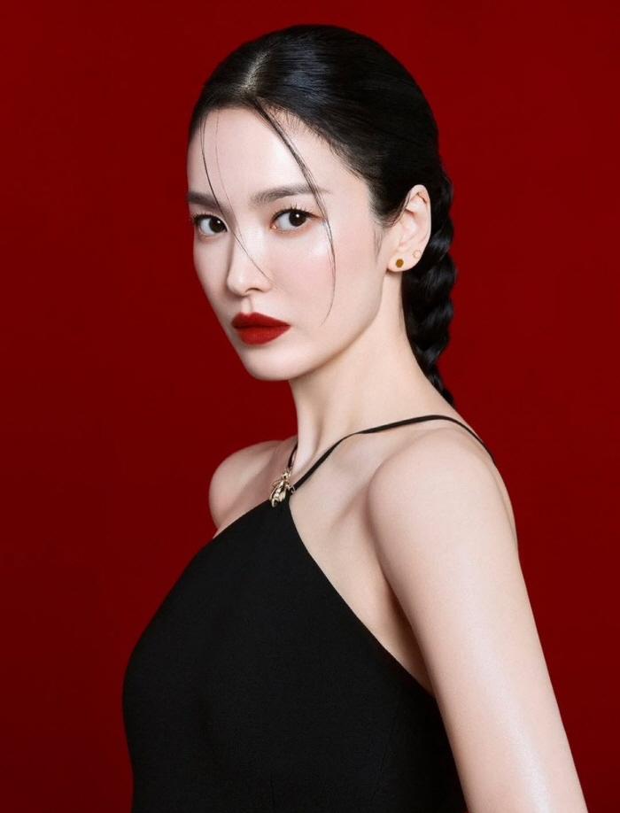 Song Hye-kyo Stuns with Classic Beauty as Guerlain Ambassador