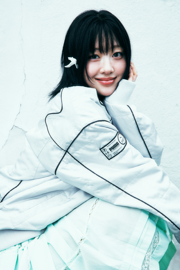 Yves reveals the spoilers for her 3rd EP track, mom...A love song for my mom