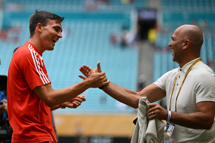 Actually, official BBC recognition! Son Heung-min's GOODBYE preview → Recruitment of a new captain? SON has agreed to recruit high-salary employees. Leadership is very good