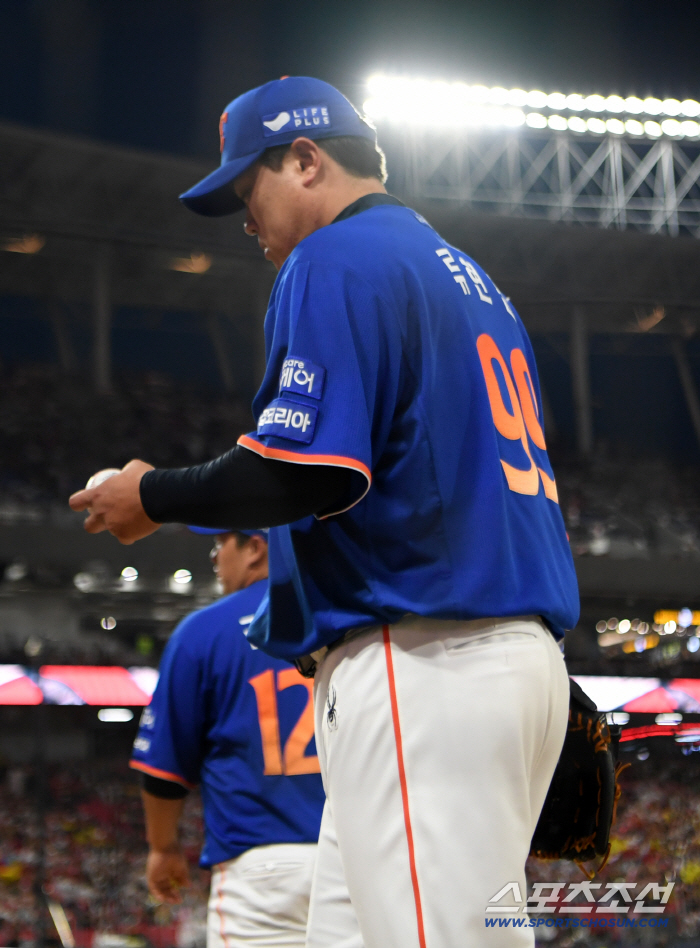 Hanwha is still in danger of being No. 1 in the trade, and 1G is being chased...a fatal error, checker, and process was bad