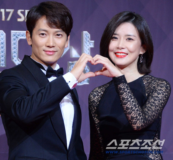 Lee Bo-young ♥ The reason why I don't regret marrying Ji-sung. Even if I do something wrong, I'm on my side
