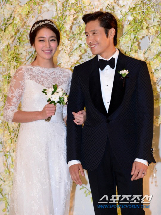 Lee Byung-hun ♥ Lee Min-jung, who used to be a stalker-level paparazzi..From house to car chase (Gaojeong) 