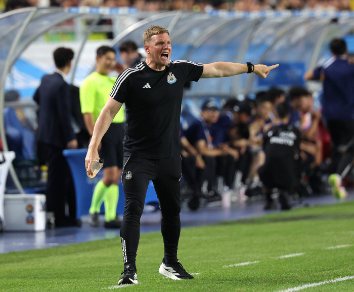 Newcastle Refused All-Time Transfer Fee To Catch Isaac...Controversy Spreads Over Liverpool's Attempt to Recruit Isaac
