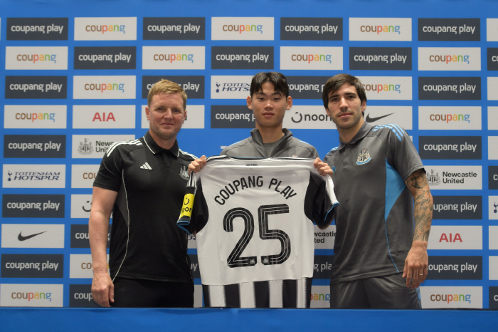  Super awesome! I watched Eddie Howe Kim Minjae Lee Kang-in match...One of the legends of SON and EPL