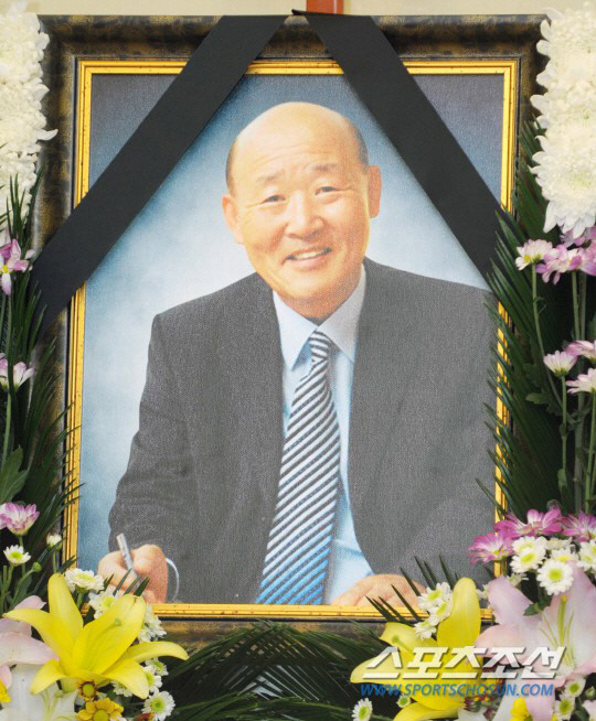 Park Yong-sik died of a ubiquitous infection after returning home..Today (2nd) 12th anniversary
