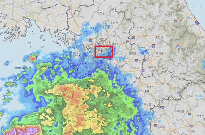 A big one is coming! Is it still Jamsil, the eve of the storm → Can you play baseball