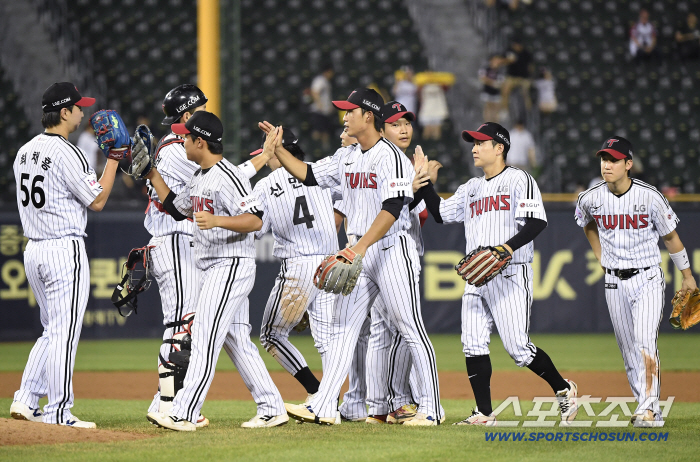 It's not that we can't do it, but Hanwha, the No. 1 team pursued by LG, acknowledged the breathtaking momentum of the No. 2 team