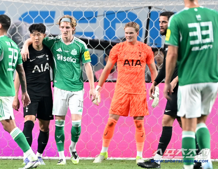  Son Heungmin??Gordon, put your hand up. Let's go easy