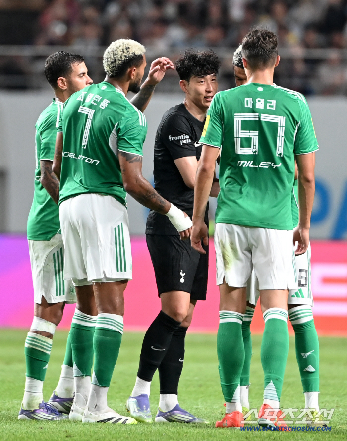 This has been Tottenham's SON Tottenham and Newcastle also give Son Heung-min a hot round of applause for Legend, the finale of tears in front of his home country's fans