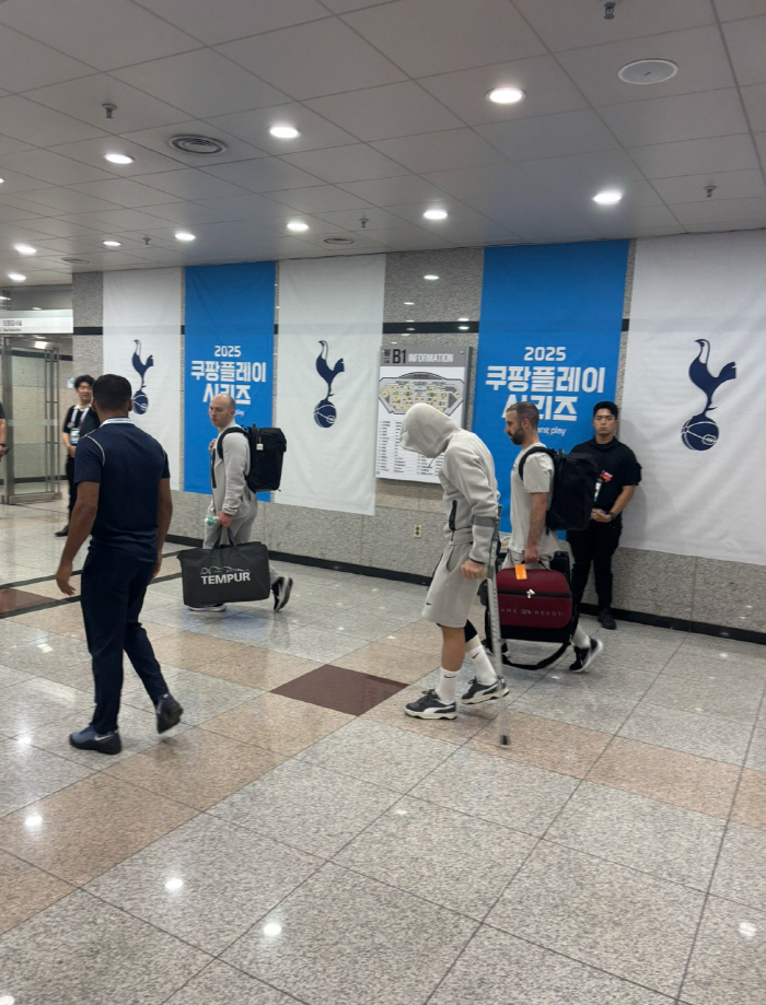 Coach Frank is going crazy. Son Heung-min is leaving, but Madison is seriously injured. I got hurt again