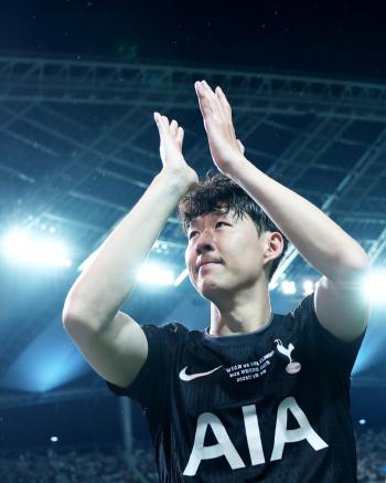 Exclusive report! Son Heung-min's number 7 temporary cancellation → Leave blank until the second Sonny is found...The ten-year commitment claim was very significant