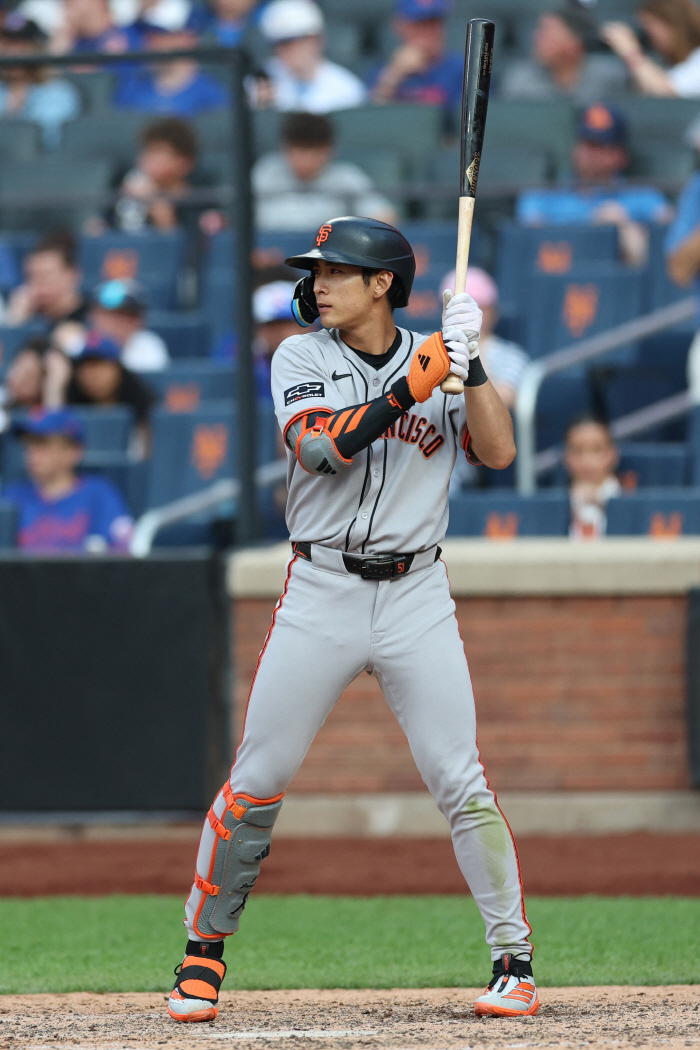 I didn't let him off guard Lee Jung-hoo is busy with his first four hits in ML  five on-base explosions, 3G 0.583 against the Mets