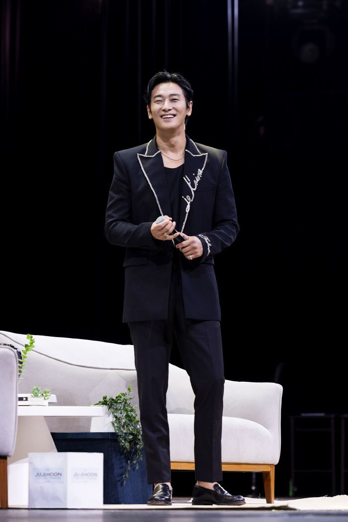 Joo Ji-hoon, Cheongryong, and Manila..Fan ♥ A fan meeting full of fans
