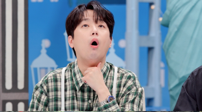 Lee Chan-won was also surprised and amazed by the architecture...What the hell was it like