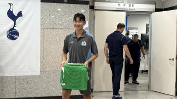 Newcastle man Park Seung-soo, why did you stamp your feet in front of the Tottenham locker room?
