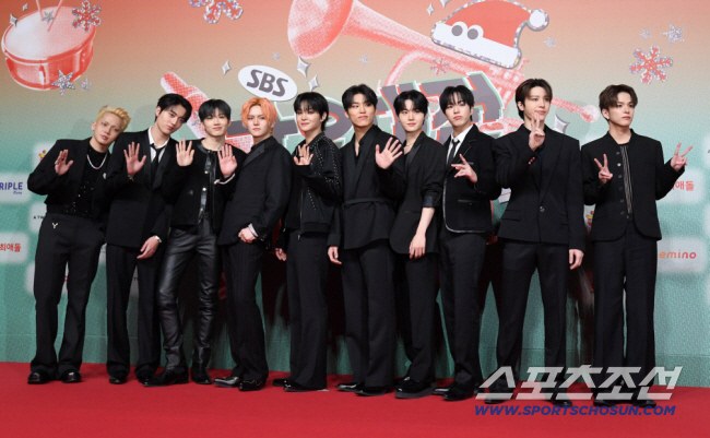  Treasure, September comeback → October concert...The second half of the year will be filled