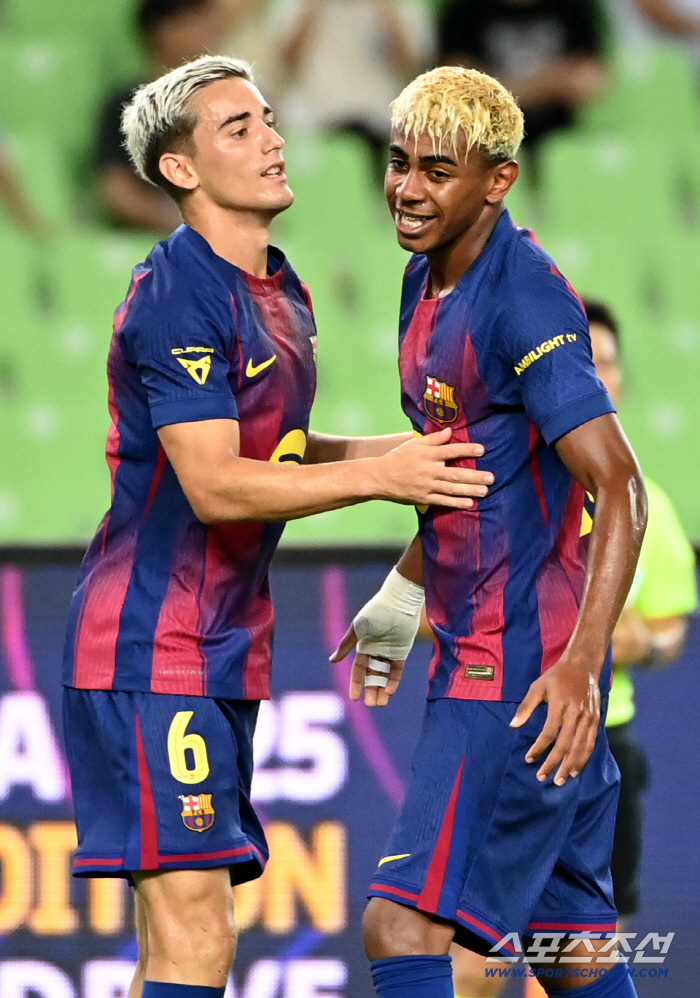 Kick-off delay → Yamal FC Barcelona, which quelled the controversy over the bombing, ended 30 ahead of Daegu in the first half
