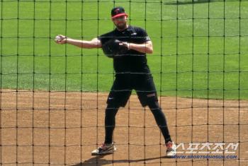 Austin, who will lead the first place, is back. Normal training with colleagues. I'm going to play against Doosan today