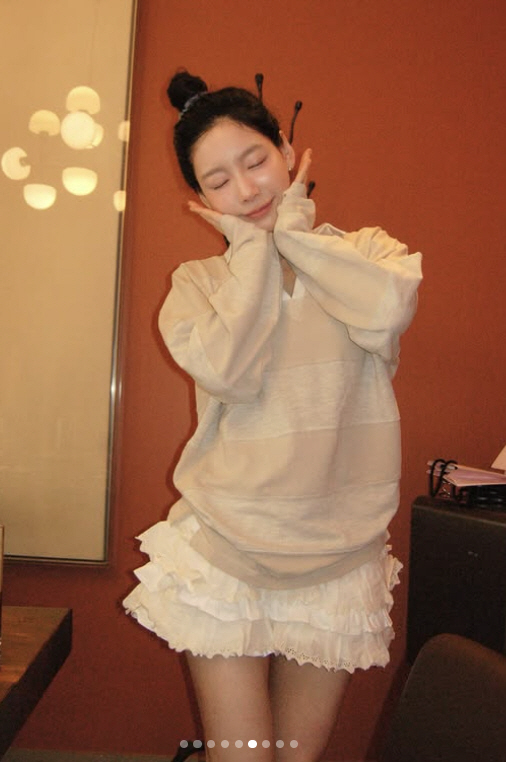 Girls' Generation's Taeyeon is back together for the 18th anniversary. Behind the scenes