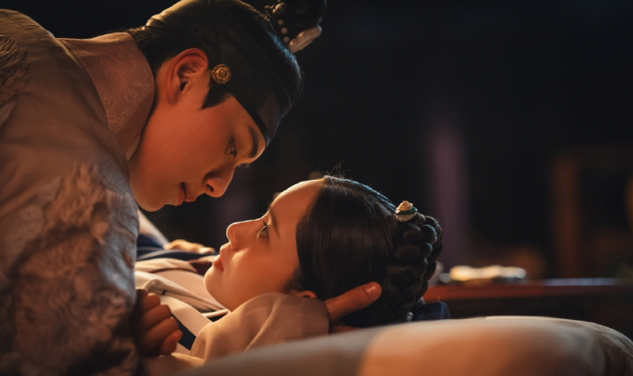 Im Yoon-ah ends with Lee Chae-min, who started with an anaerobic tube (Chef of the Tyrant)